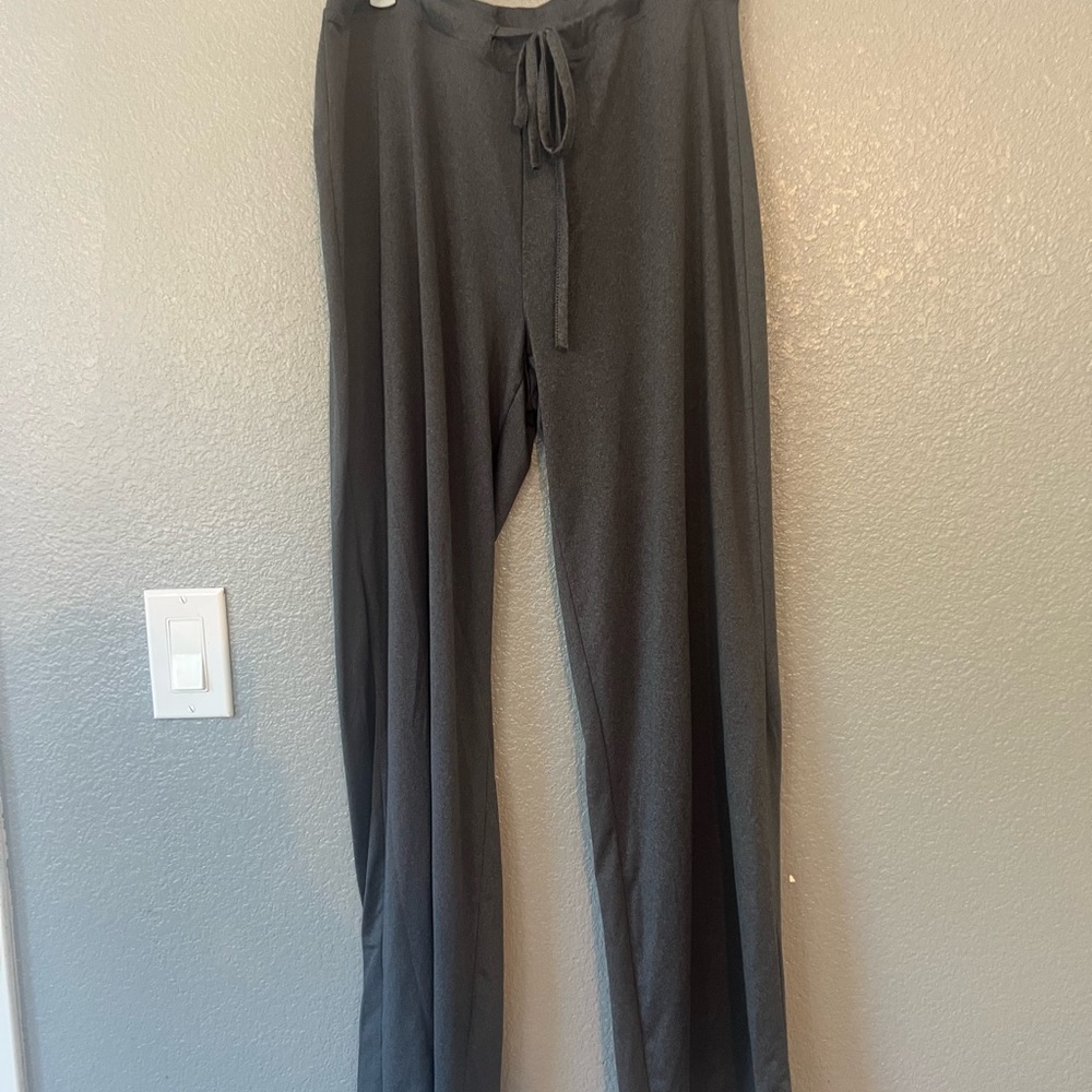 32 Degrees Gray lounge Pants